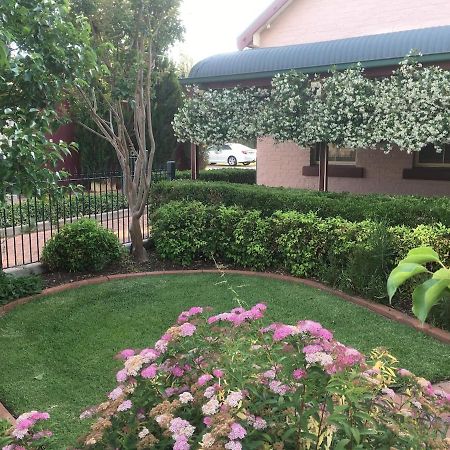 Country Apartments Dubbo Exterior photo